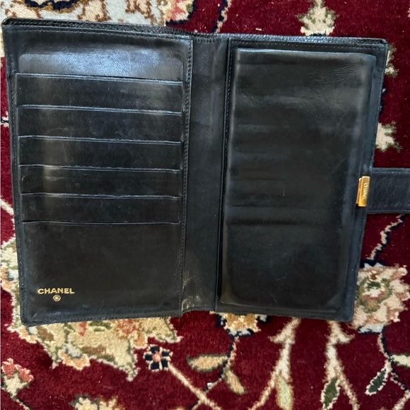 🍁SOLD🍁Chanel Caviar Wallet - Picture 6 of 10
